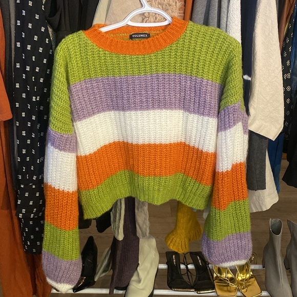 Colorful Acrylic Crop Top S-M Sweater - Picture 2 of 2